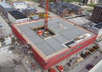 bouwplaats: stort 2e verdiepingsvloer met pomp