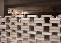 bouwplaats: metselaars en Braziliaans metselwerk